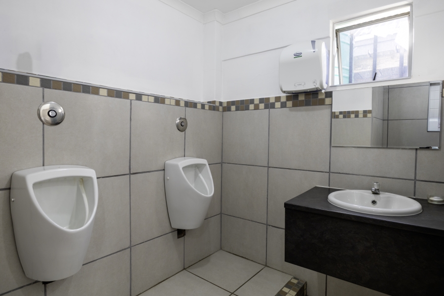 Commercial Property for Sale in East Bank Eastern Cape